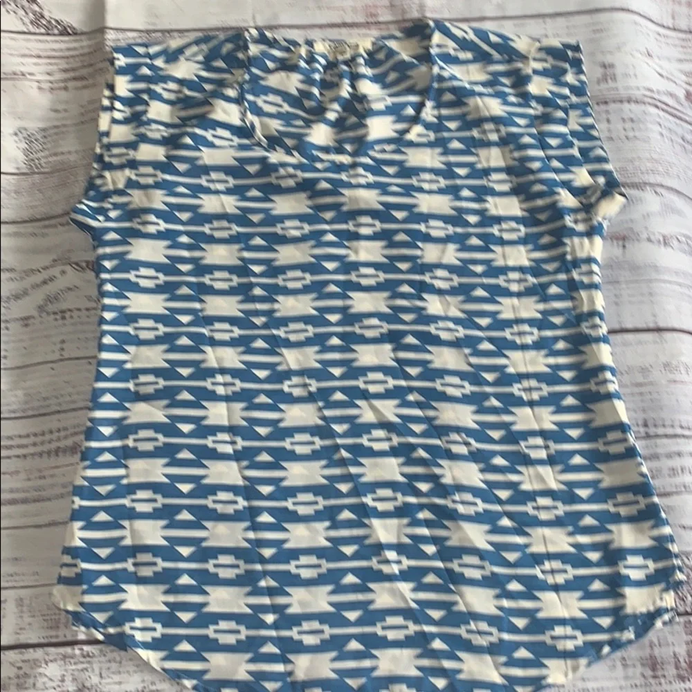 Blue & White Aztec Patterned Top - Picture 1 of 5